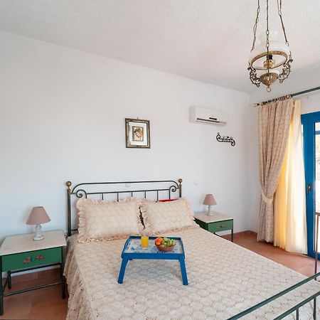 Гостевой дом Irene'S House Лакания Экстерьер фото
